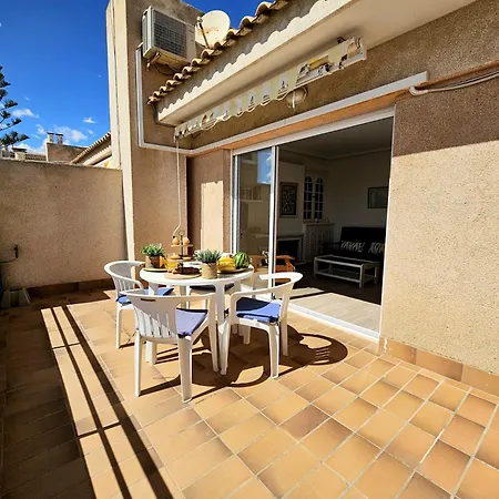 Penthouse With A Large Terrace Next To The Beaches トレビエハ