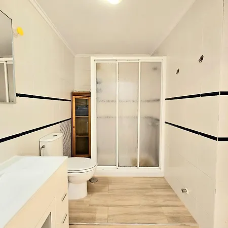 Penthouse With A Large Terrace Next To The Beaches アパート トレビエハ