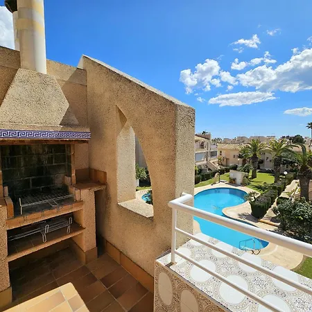 Apartmán Penthouse With A Large Terrace Next To The Beaches *